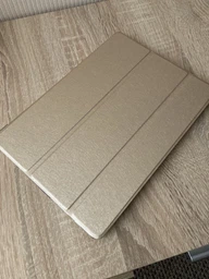 Обложка-подставка Hoozo универсальная для планшетов с диагональю 9.6" Gold фото от покупателей 3