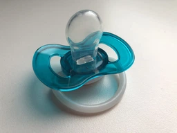 Пустышка силиконовая симметричная Toys Голубая Canpol babies 6-18 мес 23/292-blu 5903407232928 фото от покупателей 4