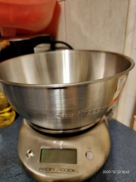 Весы кухонные электронные Profi Cook PC-KW 1040 настольные металлические с чашей 2 л и взвешиванием до 5 кг с погрешностью 1 г фото от покупателей 2