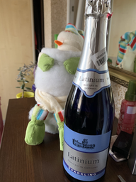 Винний напій Latinium Sparkling біле напівсолодке 0.75 л (4003301071881) фото від покупців 6