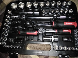 Набір інструментів 1/2" & 1/4", 110 од., SUPER LOCK STORM, Cr-V INTERTOOL ET-8110 фото від покупців 2
