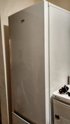 Холодильник Beko RCNA406I40WN