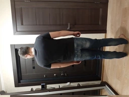 Футболка бавовняна чоловіча Levi's (052176383593) Graphic Setin Neck M синя фото від покупців 3