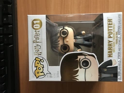 Игровая фигурка Funko Pop Гарри Поттер с палочкой серии "Гарри Поттер" 9.6 см (5858) (8930006512622) фото от покупателей 7