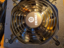 Блок питания Enermax RevoBron TUF Gaming Alliance 700 W (ERB700AWT TR) фото от покупателей 2