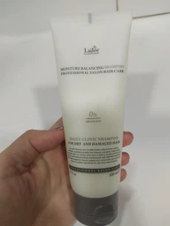 Безсиликоновый зволожуючий шампунь La'dor Moisture Balancing Shampoo 100 мл фото від покупців 2