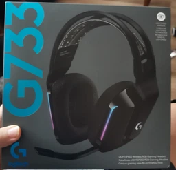 Навушники Logitech Lightspeed Wireless RGB Gaming Headset G733 White (981-000883) фото від покупців 9
