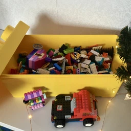 Конструктор LEGO Classic Коробка кубиків LEGO для творчого конструювання середнього розміру 484 деталі (10696) фото від покупців 1
