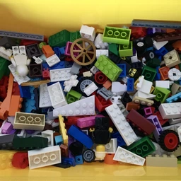 Конструктор LEGO Classic Коробка кубиків LEGO для творчого конструювання середнього розміру 484 деталі (10696) фото від покупців 3