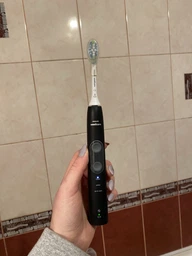 Электрическая зубная щетка с дезинфикатором PHILIPS Sonicare ProtectiveClean 5100 HX6850/57 фото от покупателей 3