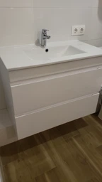 Тумба подвесная AQUA RODOS Венеция с умывальником CeraStyle Frame 60 см белая фото от покупателей 7