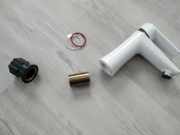 Смеситель для раковины Brinex 35B 001 фото от покупателей 9
