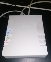 Wi-Fi Роутер Mikrotik hAP AC RB962UiGS-5HacT2HnT (AC, 720MHz/128Mb, 5x10/100/1000 Ethe