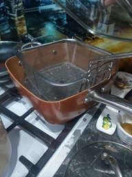 Сковорідка глибока фритюрниця пароварка 8 в 1 UNIQUE UN-5251 з мідним покриттям 24 см кришка фото від покупців 1