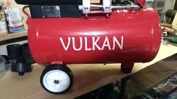 VULKAN Компресор рес-24л 250/190л/хв 1,8кВт 10бар 220В 1 циліндр IBL24B
