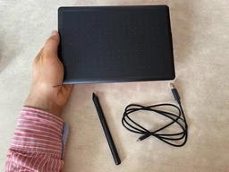 Графічний планшет Wacom One Small (CTL-472-N) [49355] фото від покупців 12