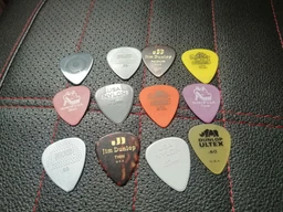 Медиатор Dunlop PVP101 PICK Variety Pack Light/Medium (12 шт) фото от покупателей 3