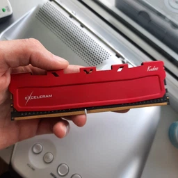 Оперативная память DDR4 8GB 3466 MHz Kudos Red eXceleram (EKRED4083418A)