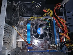 Оперативная память HyperX DDR3-1600 4096MB PC3-12800 Fury Black (HX316C10FB/4) фото от покупателей 1