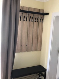 Вешалка настенная Fenster Прага Чёрная ДСП дуб сонома фото от покупателей 4