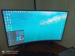 Mонитор 32" Samsung Curved U32R590CWI (LU32R590CWIXCI) фото от покупателей 2