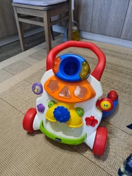 Ходунки-центр ігровий розвивальний Chicco "Перші кроки" (65261.00)