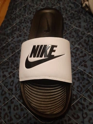 Мужские шлепанцы для пляжа Nike Victori One CN9675-002 44 27.5 см Черные (194497882093) фото от покупателей 8