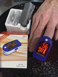 Пульсоксиметр Pulse Oximeter Jziki jzk-302 пульсометр электронный на палец оксиметр фото от покупателей 6