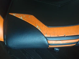 Кресло для геймеров DXRacer Racing OH/RV131/NО (чёрное/оранжевые вставки) (60115)