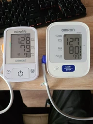 Тонометр OMRON M2 Basic (HEM-7121-RU) фото від покупців 7