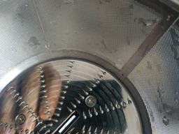 Соковижималка відцентрова BRAUN J700 фото від покупців 3