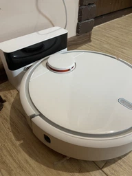 Робот-пылесос Xiaomi Mijia Mi Robot Vacuum Cleaner SDJQR02RR (SKV4022GL) (Международная версия) фото от покупателей 3