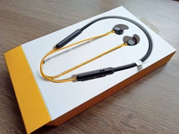 Наушники Realme Buds Wireless Black-Yellow (2001000177707) фото от покупателей 8