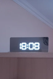 Часы настольные электронные зеркальные Losso Premium с LED подсветкой (белые), будильник фото от покупателей 9