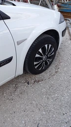 Автомобильные колпаки 4 Racing Avalon Carbon Silver-Black R16 4 шт (с логотипом Renault)