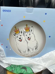 Тарелка обеденная Orner "Корги" круглая 25 см (orner-0473)