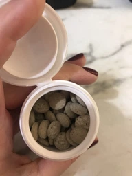 Поливитаминный комплекс Canina Cat-Mineral Tabs 75 г / 150 таблеток (4027565220922)