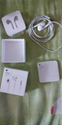 Наушники Apple iPhone EarPods with Mic 3.5 мм (MNHF2ZM/A) фото от покупателей 16