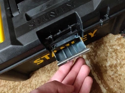 Ящик инструментальный Stanley Essential TB пластиковый с металлическим замком 32x18.8x13.2 см (STST1-75515) фото от покупателей 4