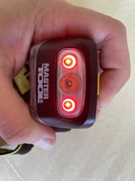 Ліхтар налобний Mastertool 4 режима 55*35*40 мм CREE XT-E WHITE LED + 2 x RED LED 3 x AAA ABS 94-0813 фото від покупців 3