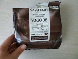 Шоколад бельгийский Callebaut №70-30-38 Экстрачерный в дропсах 400 г (5410522556575) фото от покупателей 9