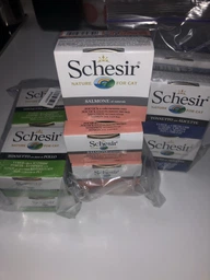 Вологий корм Schesir Tuna with Whitebaits для котів, тунець з анчоусами та рисом в бульйоні, 85 г