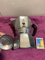 Кавоварка гейзерна Bialetti Moka Express Silver 0.23L (0001164)