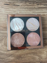 Палетка хайлайтеров MAKEUP REVOLUTION Cheek Kit Don’t Hold Back, 4 оттенка