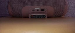 Акустическая система JBL Charge 4 Ocean Blue (JBLCHARGE4BLU) фото от покупателей 9