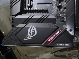 Материнська плата ASUS ROG STRIX B550-F GAMING (WI-FI) фото від покупців 2