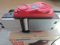 Электрорубанок, 450 Вт, 15000 об/мин, 82*0,6 мм "INTERTOOL DT-0745"