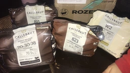 Шоколад бельгийский Callebaut №823 Молочный в дропсах 400 г (5410522556209) фото от покупателей 14