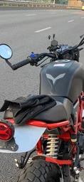 Держатель для мотоцикла Motorace крепление телефона на руль зеркало мопеда c USB зарядкой на 2А фото от покупателей 3
