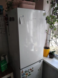 Двухкамерный холодильник Whirlpool W7 811I W фото от покупателей 4